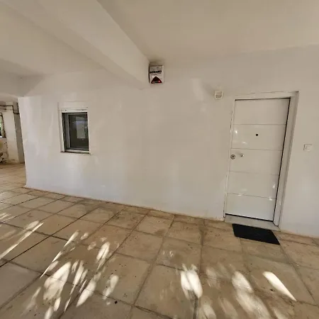 Near The Center Of Glyfada Apartment